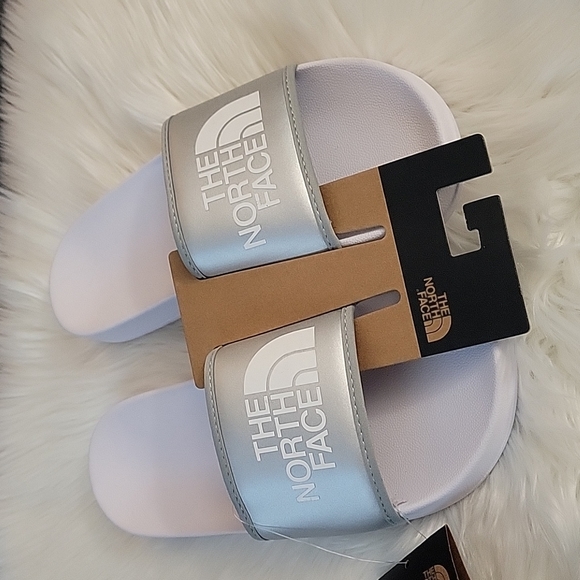 The North Face Shoes - The North Face Base Camp Slide III - Metallic Silver